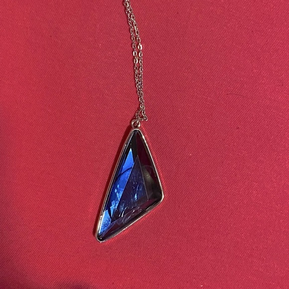 Paparazzi Blue Pendant Necklace with Chain Mail Earrings 🐼🐼🐼 - Picture 6 of 11